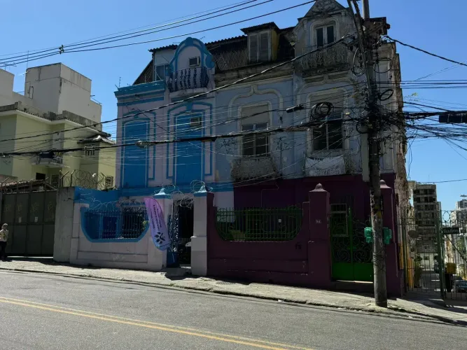 Imóvel para venda possui 350 metros quadrados com 5 quartos em Tijuca - Rio de Janeiro - R
