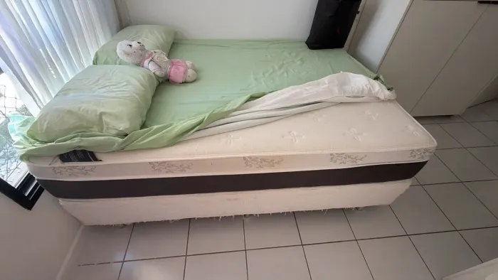Cama de Casal Molas Ensacadas