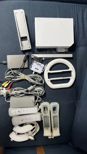 Nintendo Wii completo com 80