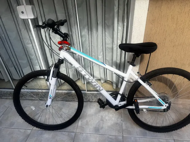 ? Bicicleta B?Twin aro 26 - Ótimo estado