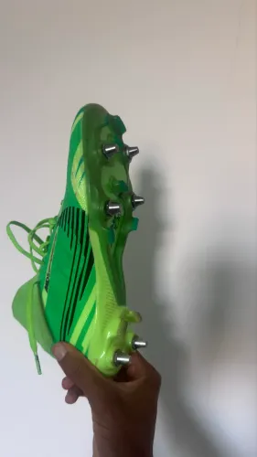 Chuteira Nike Primeira linha N*40 