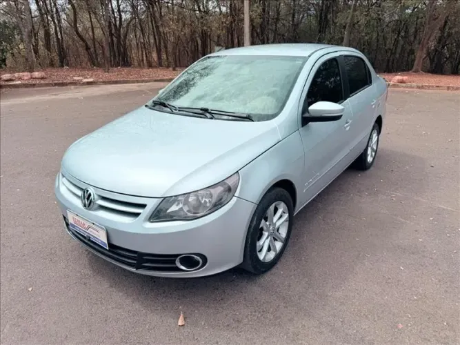 Volkswagen Voyage Comf/highli. 1.6 MI T.flex 8V 4P 2012