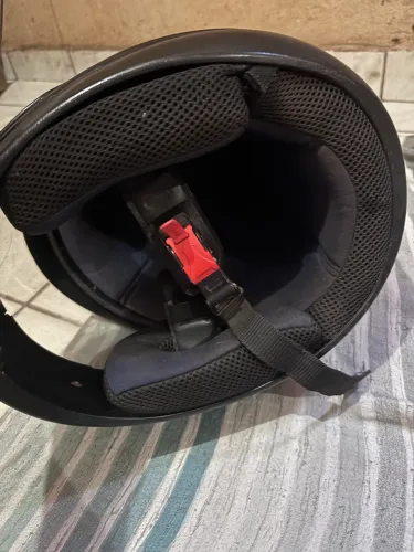 Capacete