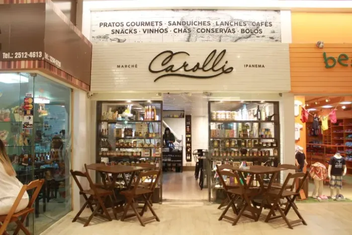 Auxiliar de cozinha