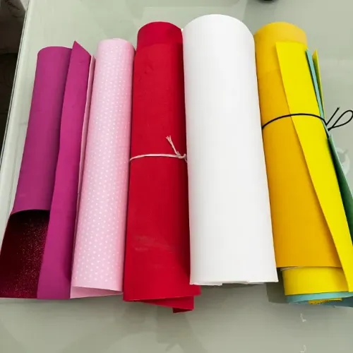 FOLHAS DE EVA (COMUM E GLITTER) SEGUE DETALHE NA DESCRIÇÃO