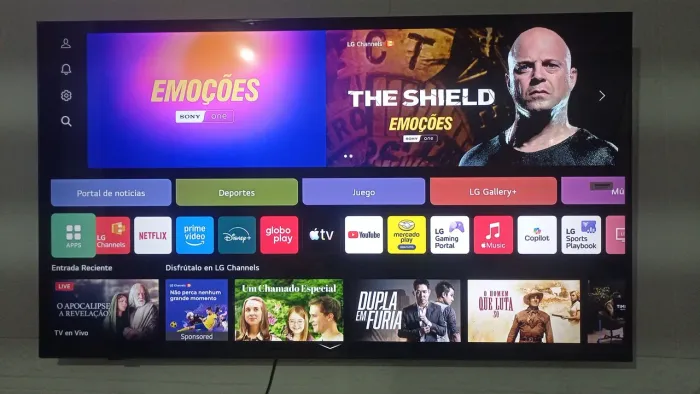 Vendo TV LG de 55 polegadas é smartv con inteligência artificial e Alexa