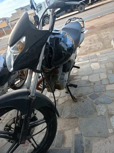 Moto CG