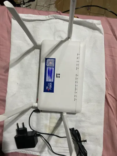 Roteador com 4 antenas ZTE jan 2024