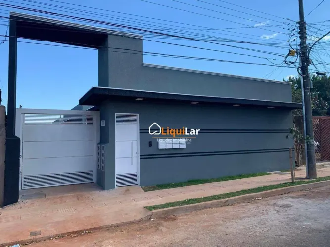 Casa em Condomínio na Região Militar!