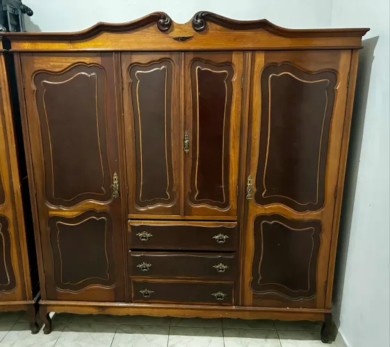 Guarda roupa antigo de vó | Raridade