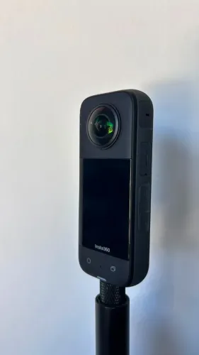 Insta360 X3