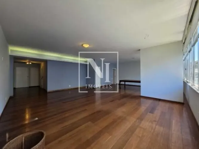 Apartamento : Padrão / Residencial / Copacabana