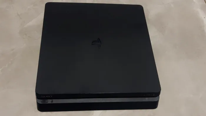 PlayStation 4