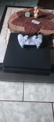 Ps4 slim