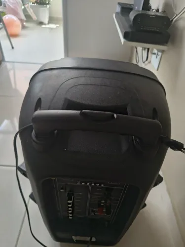 Caixa de som mondial