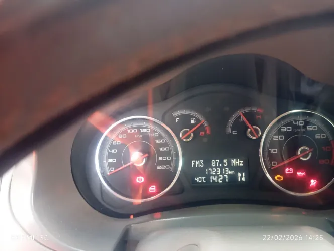 Fiat Grand Siena Essence Dual. 1.6 Flex 16V 2012