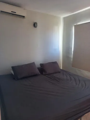 Vendo cama Queen 
