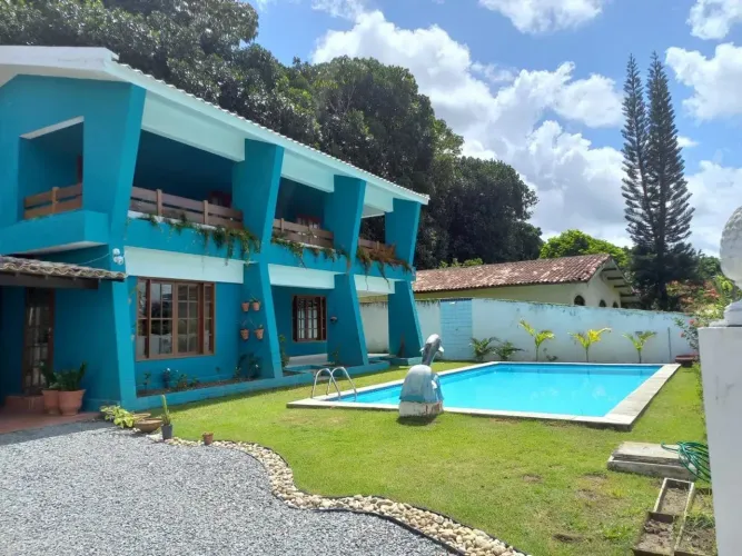 OPORTUNIDADE!! casa em condomínio beira de pista; lazer completo.