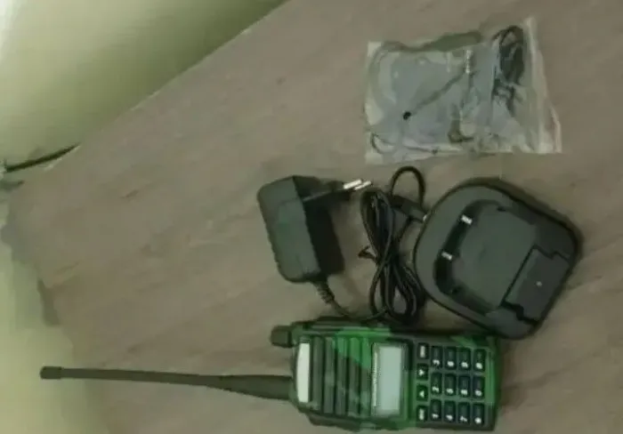 Rádio comunicador baoofeng novo camuflado estilo militar