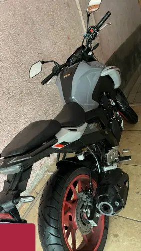 Venda moto yamarra 2 meses de uso