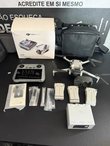 Dji Mini 4 pro combo fly more plus
