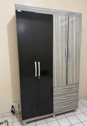 Guarda roupa 