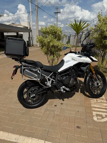Tiger 900 rally em perfeito estado
