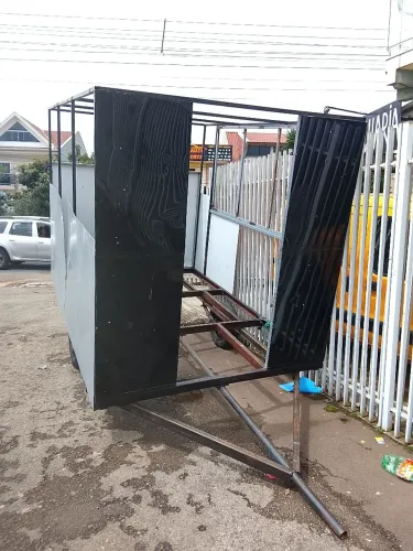 Trailer