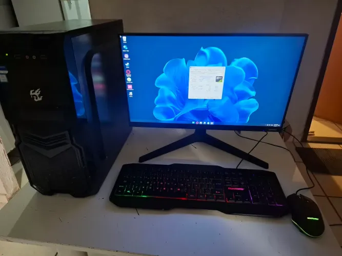 PC COMPLETO I3-7100, 8GB RAM, SSD 256 e GTX 1060 6GB