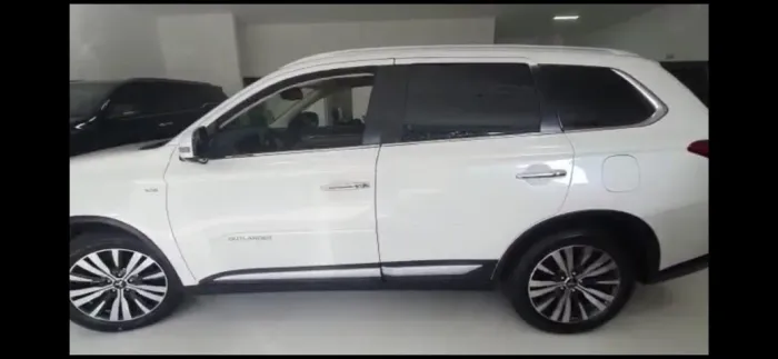 Mitsubishi Outlander HPE-S 3.0 V6 4X4 5P Aut. 2019