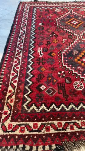 Tapete Persa Shiraz Qashqai Vintage em Lã - 1,50 × 1,10 m