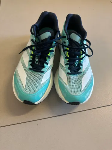 Vendo tênis Adidas Boston 13
