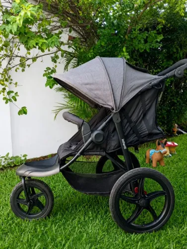 CARRINHO DE BEBÊ IDEAL PARA CORRIDAS INFANTI FLUX