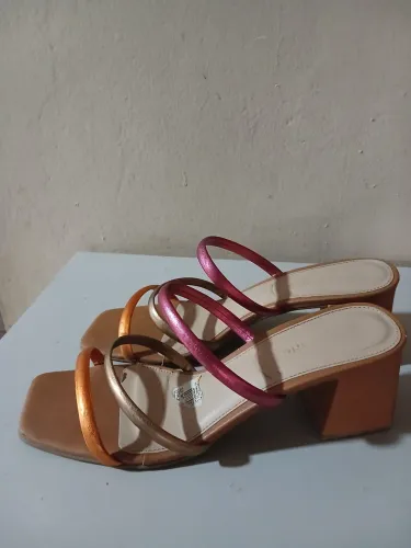 Sandália Constance 37