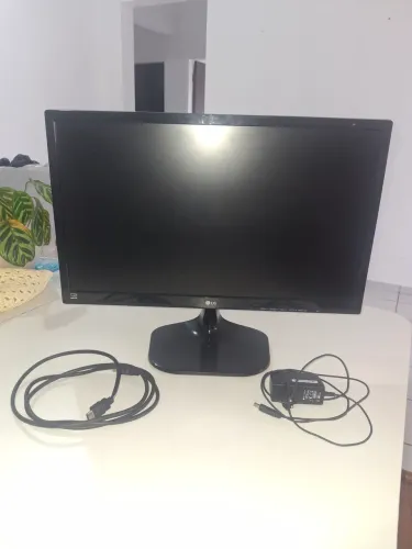 Monitor LG 23POL FULL HD LCD IPS