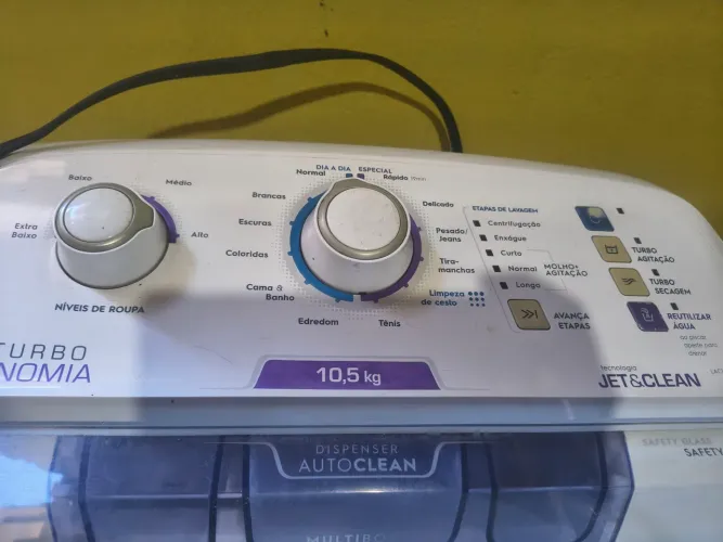 Máquina de lavar Eletrolux 10,5kg
