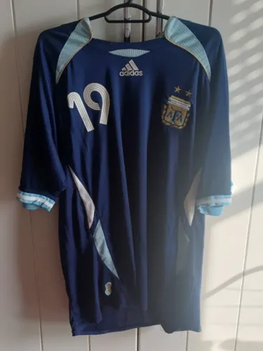 Camisa Argentina 2006 Adidas Reserva N° 19 Messi Copa do Mundo.