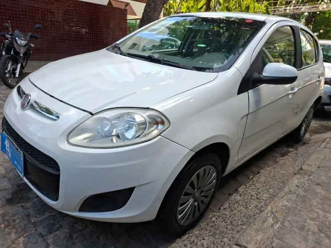 Fiat Palio Essence 1.6 Flex 16V 5P 2016