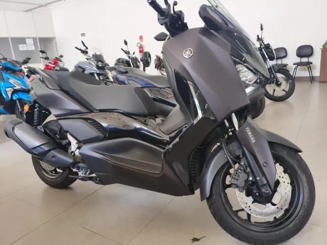 YAMAHA XMAX 300 CONNECTED 2026