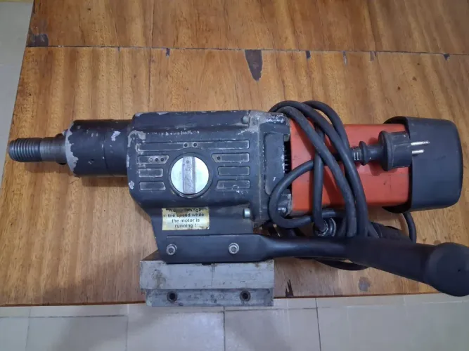 Perfuratriz de concreto Ridgid RB 208