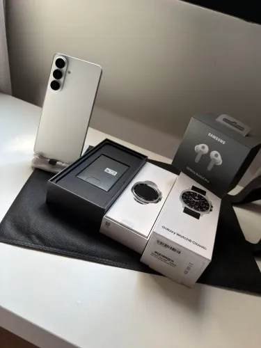 Combo Samsung Galaxy S26 Plus 512GB + Watch 8 Classic + Buds 4 Pro - Completo na Caixa 