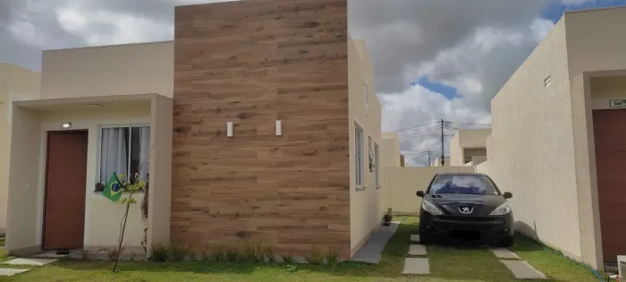 Casa em condomínio