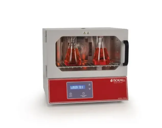 Incubadora de Laboratório Boekel Scientific TTT - 230 V