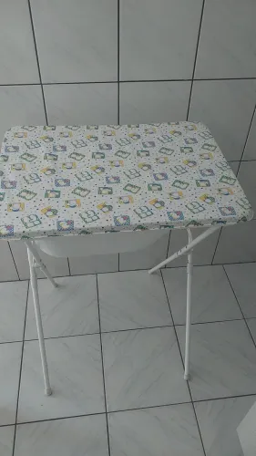 Banheira de bebê seminova 