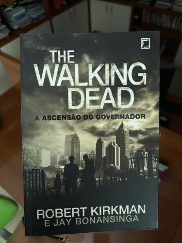 Livro THE WALKING DEAD A ASCENSÃO DO GOVERNADOR
