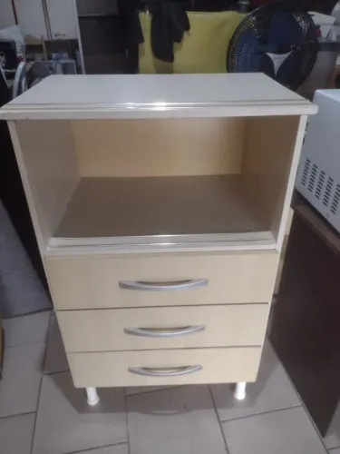 Armário Microondas