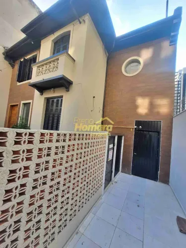 Casa Comercial com Estrutura para Restaurante para locação no bairro da Santa Cecilia em S