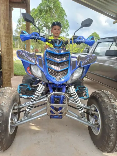Quadriciclo yamaha 660 rapto660 
