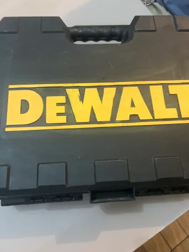 Furadeira DeWalt