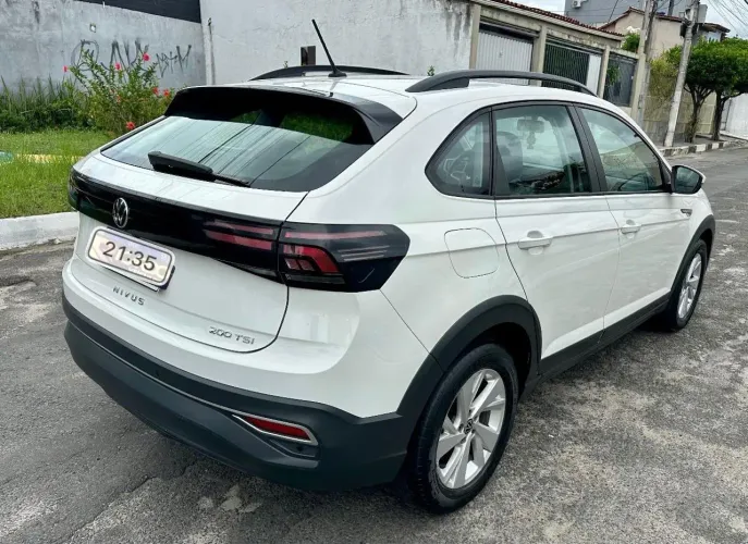Volkswagen Nivus Comfortline 1.0 200 TSI Flex AUT 2023